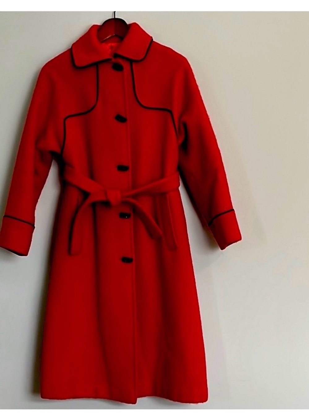 Vintage 1970s Hudson’s Bay 100% Wool Belted Coat Union Label Made in Canada